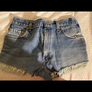 Urban Renewal Vintage Levis Size 25